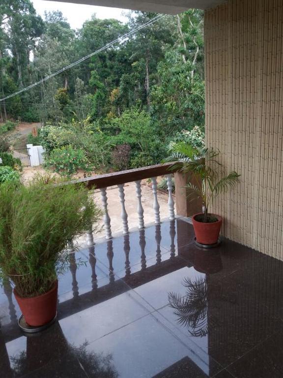 Hill Side Estate Daire Madikeri Dış mekan fotoğraf